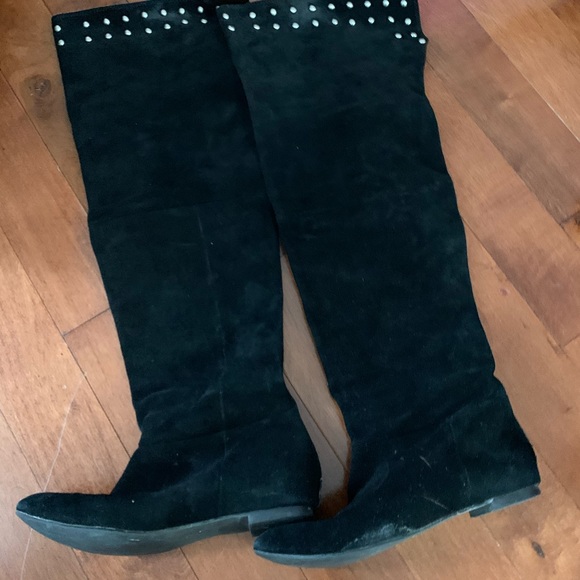 Seude knee high boot! - Picture 2 of 5